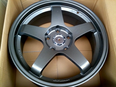 แม็กซ์ Nismo 17 นิ้ว สภาพใหม่ 5รู114.3 ใหม่ทั้งชุดครับ แม็กซ์ Nismo 17 นิ้ว สภาพใหม่ 5รู114.3 ใหม่ทั้งชุดครับ