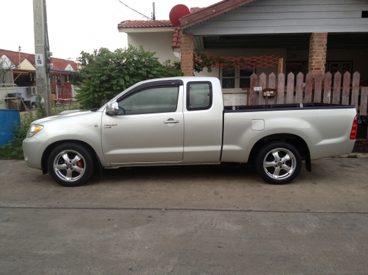 ขาย TOYOTA HILUX VIGO D4D EXTRACAB  2.5 MT ปี 2008 ตัวท๊อป  เจ้าของขายเอง