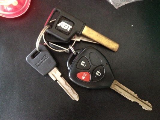 ขาย TOYOTA HILUX VIGO D4D EXTRACAB  2.5 MT ปี 2008 ตัวท๊อป  เจ้าของขายเอง