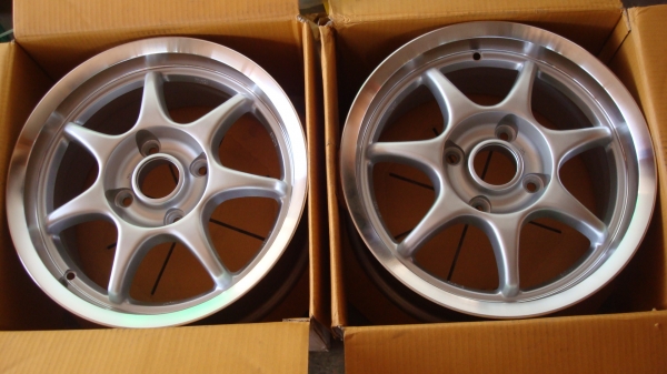 ขายล้อแม็ก 15*7 4 รู 114 และอะแด็ปเตอร์ 4/100 ออก 4/114