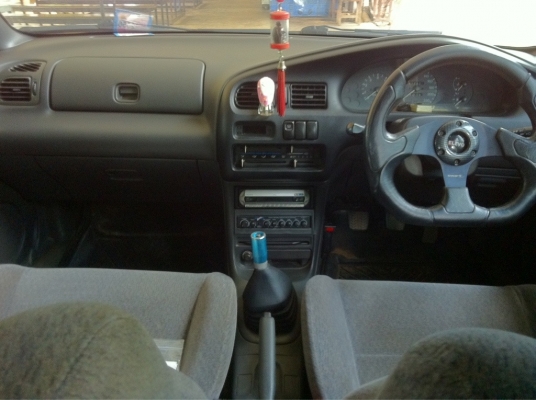 ขายอีคาร์ มาสด้า323 ซีดาน