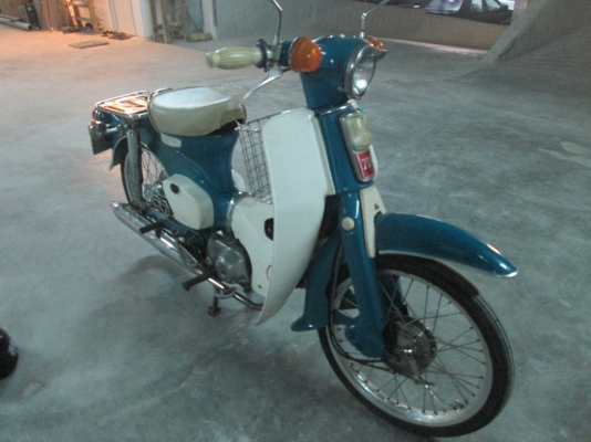 ขายคับ c ถังแยก แฮนด์ตรง เครื่องเดิม สภาพเทวดา ทะเบียนพร้อมโอน 18500