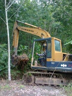 KOMATSU PC120-3 เครื่องปั้มเดิมรอลเลอร์7ลูก รถทำงานอยู่ KOMATSU PC120-3 เครื่องปั้มเดิมรอลเลอร์7ลูก รถทำงานอยู่