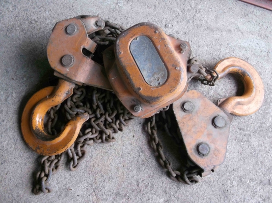 ลอกโซ่มือสาว 10ตัน ขายให้โรงกลึง จังหวัดตรัง เบอร์ 081-6769997