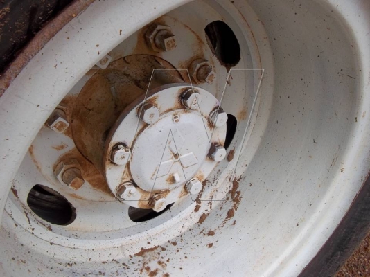 ขาย มิตซู 260 แรง ยูโรทูทั้งคัน ( มีระบบลากพ่วง พร้อมลำโพง ) ขาย มิตซู 260 แรง ยูโรทูทั้งคัน ( มีระบบลากพ่วง พร้อมลำโพง )