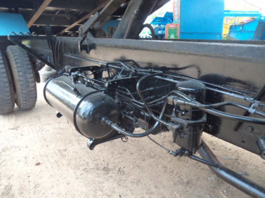 ขายรถ6ล้อใหญ่อีซูซุร็อกเครื่อง195แรง ช่วงยาว5.30 สภาพสวยๆพร้อมใช้