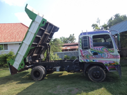 ขายรถ6ล้ออีซูซุเดก้าดั้ม สภาพพร้อมใช้งานคับ