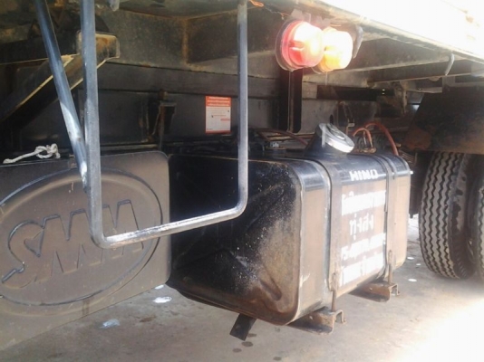 รถฮีโน่ 6 ล้อดั้ม 175 แรงม้า ปี 51  ( รถวิ่ง 6x,xxx กม. )  สนใจติดต่อ 081 - 6079515