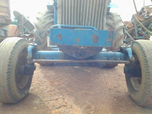 ขายรถไถฟอร์ด6610ติดบุ้งกี๋หน้า ขายรถไถฟอร์ด6610ติดบุ้งกี๋หน้า