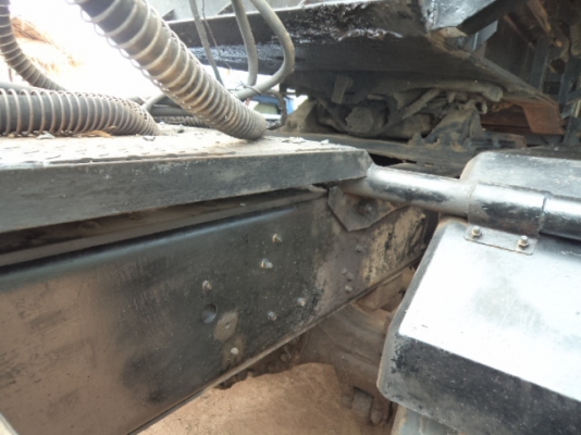 ขายรถมิตซูFN527M10ล้อ2เพลาหัวลากพร้อมหาง เครื่อง195เทอร์โบ10เกียร