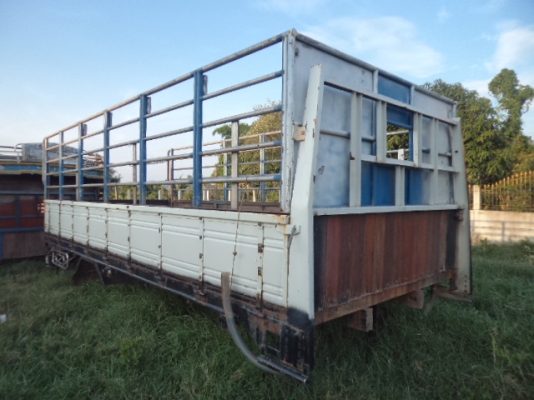 ขายกะบะ6ล้อยาว5.50เมตรพร้อมคอกเหล็กแป็บ สภาพสวยๆ