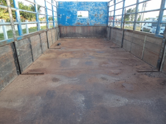 ขายกะบะ6ล้อยาว5.50เมตรพร้อมคอกเหล็กแป็บ สภาพสวยๆ