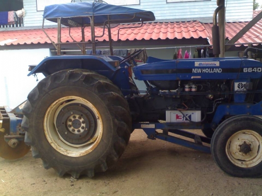 ford 6600 เสื้อลาย
