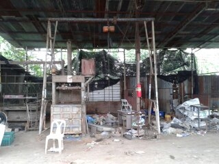 ขายด่วน เครื่องอัดกระดาษแนวตั้ง