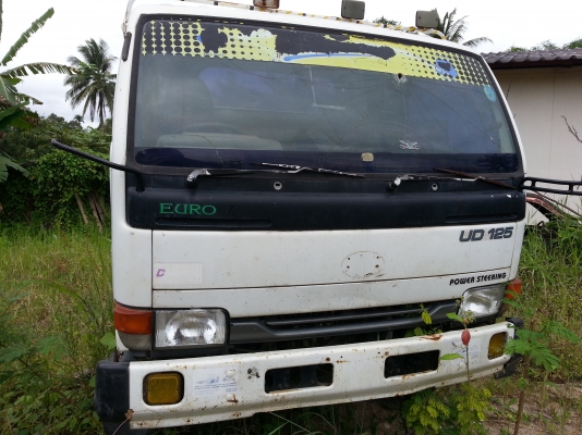 ขายอะไหล่รถ6ล้อยูดีไม่มีทะเบียน