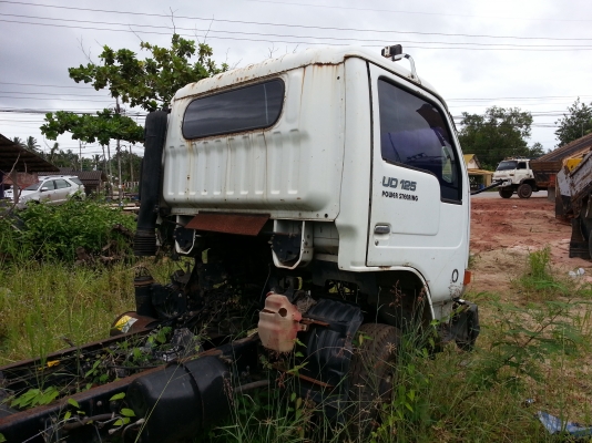 ขายอะไหล่รถ6ล้อยูดีไม่มีทะเบียน ขายอะไหล่รถ6ล้อยูดีไม่มีทะเบียน