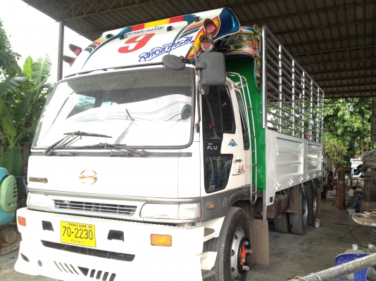 ขาย 10 ล้อ เพลาเดียว ไม่ดั้ม HINO 260 แรงม้า ขาย 10 ล้อ เพลาเดียว ไม่ดั้ม HINO 260 แรงม้า