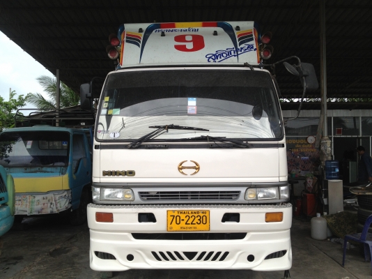 ขาย 10 ล้อ เพลาเดียว ไม่ดั้ม HINO 260 แรงม้า ขาย 10 ล้อ เพลาเดียว ไม่ดั้ม HINO 260 แรงม้า