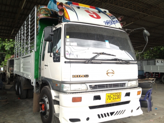 ขาย 10 ล้อ เพลาเดียว ไม่ดั้ม HINO 260 แรงม้า