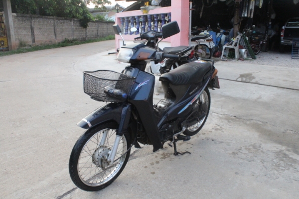 SUZUKI คริสตัล ทะเบียนพร้อมโอนเดิมๆสุดๆภาษีพึ่งขาด1ปีขายถูกๆ5500บาท SUZUKI คริสตัล ทะเบียนพร้อมโอนเดิมๆสุดๆภาษีพึ่งขาด1ปีขายถูกๆ5500บาท