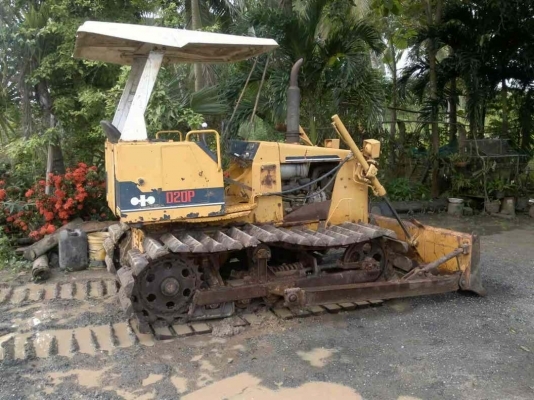 ขาย komatsu D20-6  ตีนเป็ดใบเทรก 70