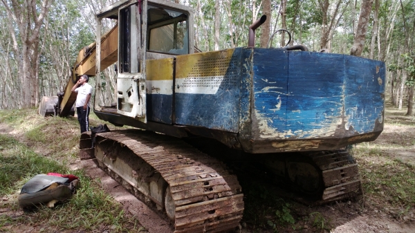 PC200-3 คอนโทนสั้น สีไม่สวย แต่ดี... เอวแน่นช่วงล่างสวย เฟมสวย