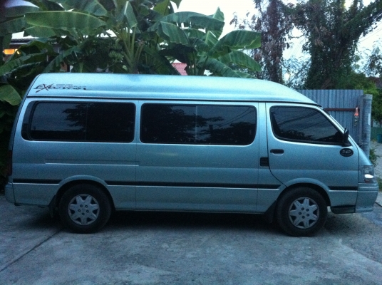 ขายรถตู้โตโยต้าหลังคาสูงหัวจรวดตาเหยี่ยวปี 2000