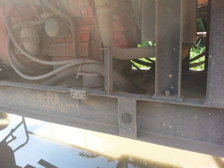 นิสันหัวลิทั่ม พร้อมหางก้างสามเพลาพร้อมเครื่องเจ็นเซ็ต เครื่อง290T ราคาต่อรองได้ครับ