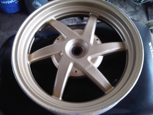 แม๊กหลัง zx พร้อมโช็คหลัง สภาพสวย