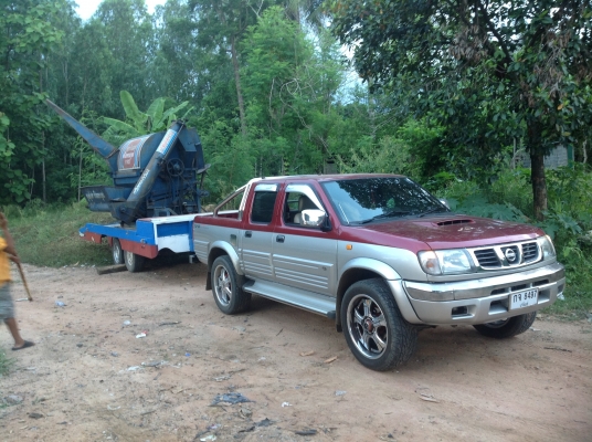 ขายด่วน ตู้นวดข้าว รุ่นจัมโบ้5500 ไทยเส็งยนต์ การเกษตร ขายด่วน ตู้นวดข้าว รุ่นจัมโบ้5500 ไทยเส็งยนต์ การเกษตร