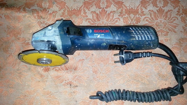 ขายลูกหมูหินเจียขนาด4นิ้วกำลังวัตต์สูงๆยี่ห้อboschสภาพสวยๆเดิมๆครับ