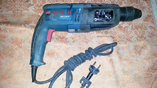 ขายสว่านโรตารี่3ระบบยี่ห้อboschรุ่นgbh2-28dvพร้อมใช้งานครับ