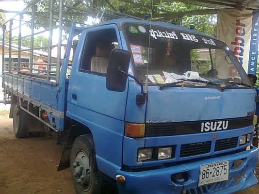 ต้องการขาย / รถ 6 ล้อ ISUZU 115
