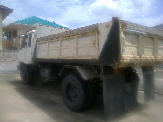 6ล้อดั้ม นิสสันUD CP180 ยาง900-20 รถห้างแท้ เดิมๆ 6ล้อดั้ม นิสสันUD CP180 ยาง900-20 รถห้างแท้ เดิมๆ