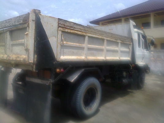 6ล้อดั้ม นิสสันUD CP180 ยาง900-20 รถห้างแท้ เดิมๆ 6ล้อดั้ม นิสสันUD CP180 ยาง900-20 รถห้างแท้ เดิมๆ