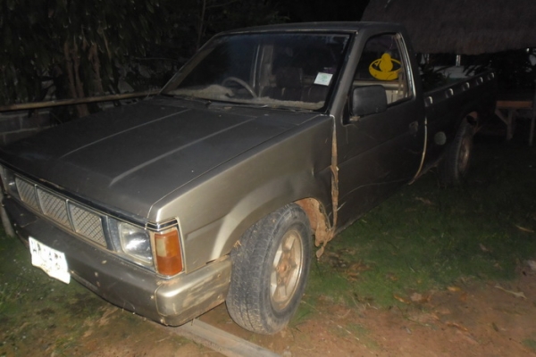 ***ขายแล้วครับขอบคุณ Truck2hand ขาย ขาย กระบะตอนเดียว NISSAN BIG-M TD2.5 ฝาขาวปี30/87 สภาพต้องเก็บ เครื่องTD 2.5 ฝาขาว ติดง่าย วิ่งดี ใบพัดฟรี ของเหลวต้องถ่าย ท่อไอเสียขาด น้ำมันเบรคแห้ง ช่วงล่างดี มีส่ายนิดๆ คัสซีสวยไม่ผุไม่บวม ยางพอใช้ พื้นกระบะผุเยอะ ฝ