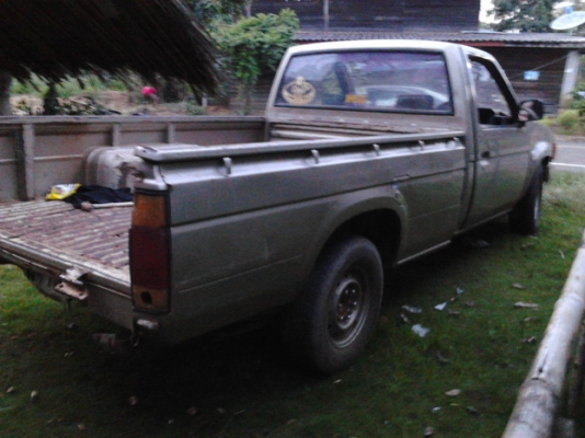 ***ขายแล้วครับขอบคุณ Truck2hand ขาย ขาย กระบะตอนเดียว NISSAN BIG-M TD2.5 ฝาขาวปี30/87 สภาพต้องเก็บ เครื่องTD 2.5 ฝาขาว ติดง่าย วิ่งดี ใบพัดฟรี ของเหลวต้องถ่าย ท่อไอเสียขาด น้ำมันเบรคแห้ง ช่วงล่างดี มีส่ายนิดๆ คัสซีสวยไม่ผุไม่บวม ยางพอใช้ พื้นกระบะผุเยอะ ฝ