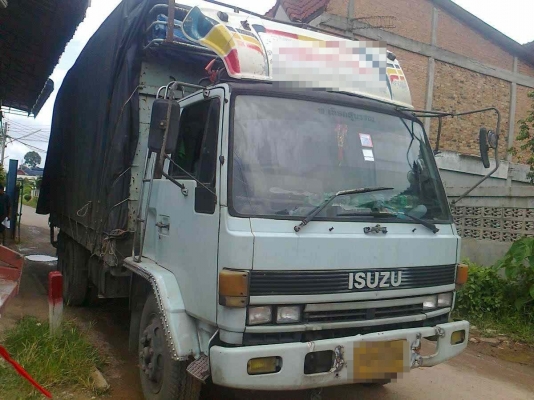 ISUZU FVM  175 แรงม้า  หัวเดิม เครื่องเดิมค่ะ