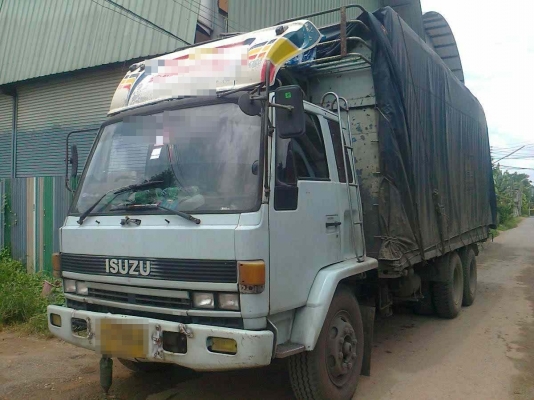 ISUZU FVM  175 แรงม้า  หัวเดิม เครื่องเดิมค่ะ