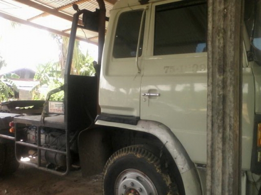 ขายรถหัวลาก HINO3ใบปัด 260แรง สภาพดี เครื่องดี คัสชีส์สวย ยางต็ม พร้อมโอนครับ