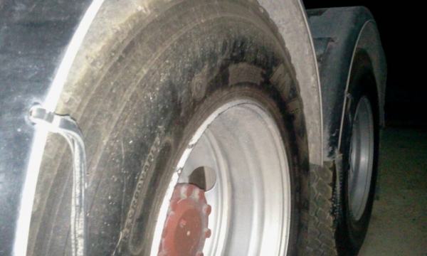NISSAN  DIESEL  ปี 50 พร้อมขายค่ะ