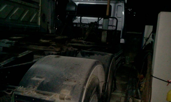 NISSAN  DIESEL  ปี 50 พร้อมขายค่ะ