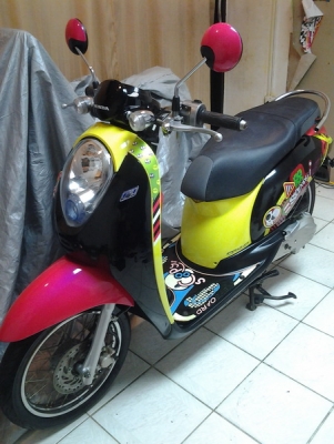 ขาย Scoopy-i ปี55 หัวฉีดประหยัดน้ำมัน วิ่งน้อยสวยๆ ราคาถูกๆตจวส่งได้ครับ