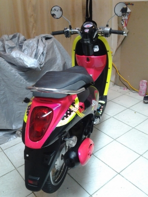 ขาย Scoopy-i ปี55 หัวฉีดประหยัดน้ำมัน วิ่งน้อยสวยๆ ราคาถูกๆตจวส่งได้ครับ