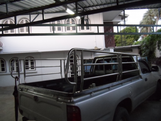 กรงกระบะตอนเดียว