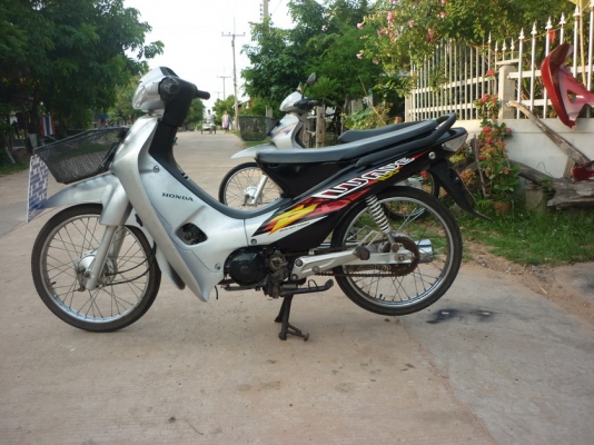 ขายเวฟ 100 ขายตามสภาพ 9999 บาท ขายเวฟ 100 ขายตามสภาพ 9999 บาท