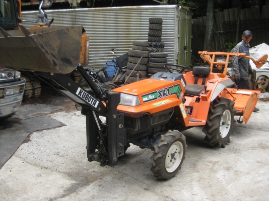 ขายรถไถTRACTOR KUBOTA XB1 BUL ACE 12แรง ติดกระบวย พร้อมใช้งาน ขายรถไถTRACTOR KUBOTA XB1 BUL ACE 12แรง ติดกระบวย พร้อมใช้งาน