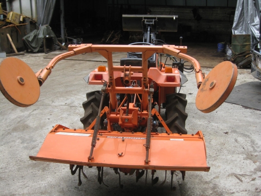 ขายรถไถTRACTOR KUBOTA XB1 BUL ACE 12แรง ติดกระบวย พร้อมใช้งาน ขายรถไถTRACTOR KUBOTA XB1 BUL ACE 12แรง ติดกระบวย พร้อมใช้งาน