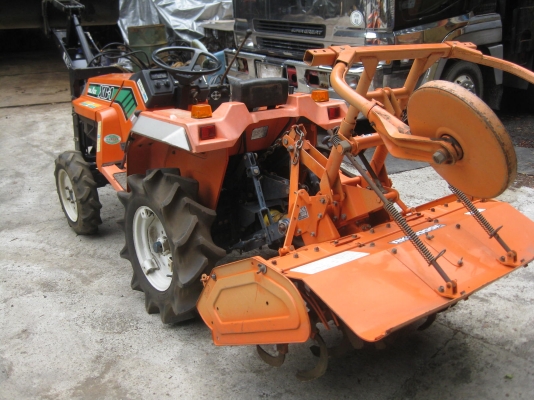 ขายรถไถTRACTOR KUBOTA XB1 BUL ACE 12แรง ติดกระบวย พร้อมใช้งาน ขายรถไถTRACTOR KUBOTA XB1 BUL ACE 12แรง ติดกระบวย พร้อมใช้งาน