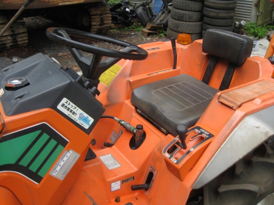 ขายรถไถTRACTOR KUBOTA XB1 BUL ACE 12แรง ติดกระบวย พร้อมใช้งาน ขายรถไถTRACTOR KUBOTA XB1 BUL ACE 12แรง ติดกระบวย พร้อมใช้งาน